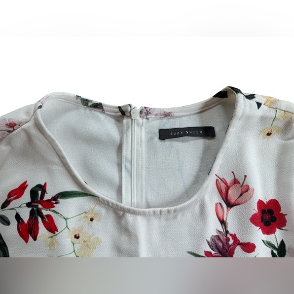 Suzy Shier Floral Long Sleeve Blouse Top - Picture 2 of 11